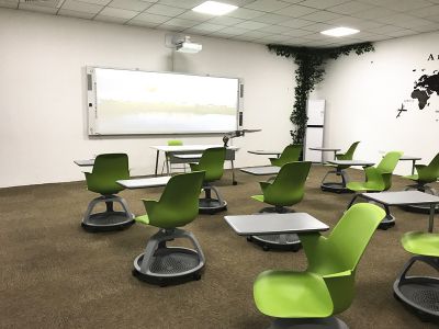 重慶遠恒佳公學(xué)未來3D教室