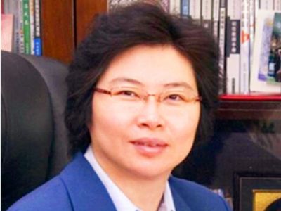 熊梅：博士后專(zhuān)家校長(zhǎng)