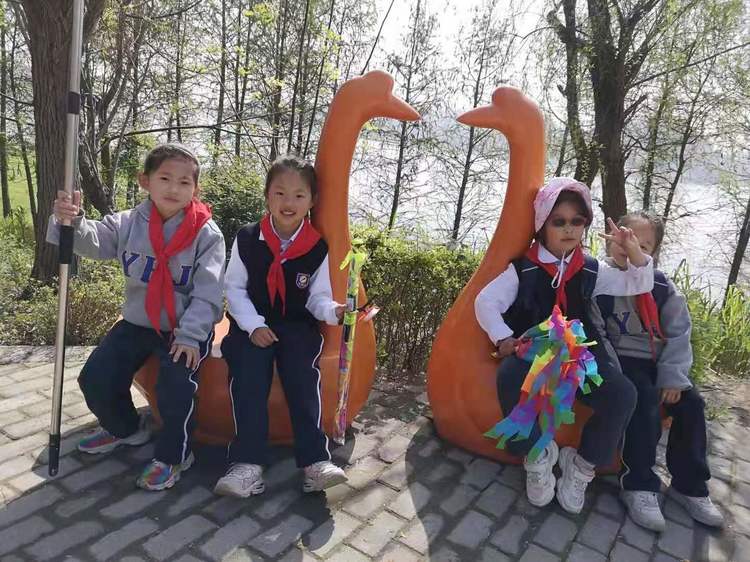 美好學(xué)校，百味故事（二）校園里的春游趣事